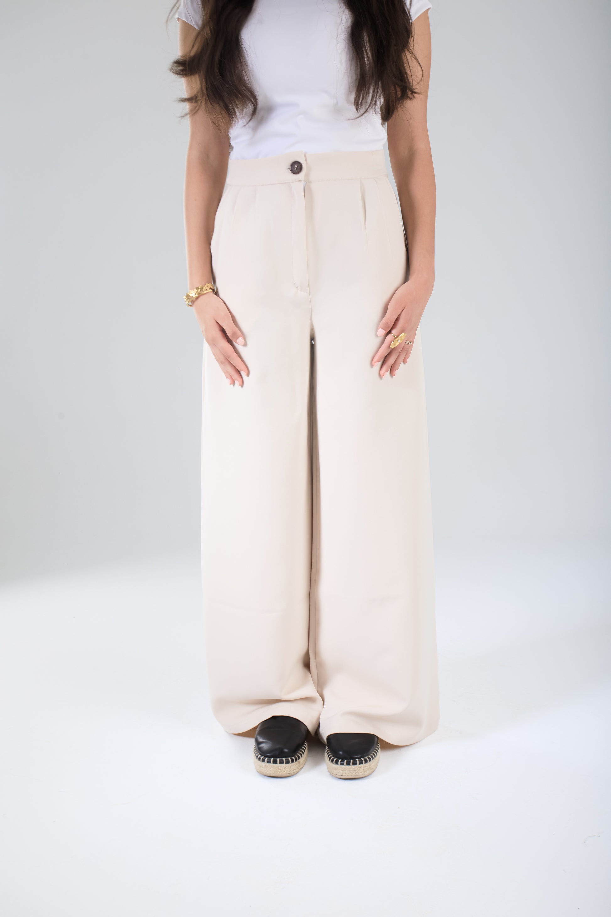 Women’s Wide-Leg Pants