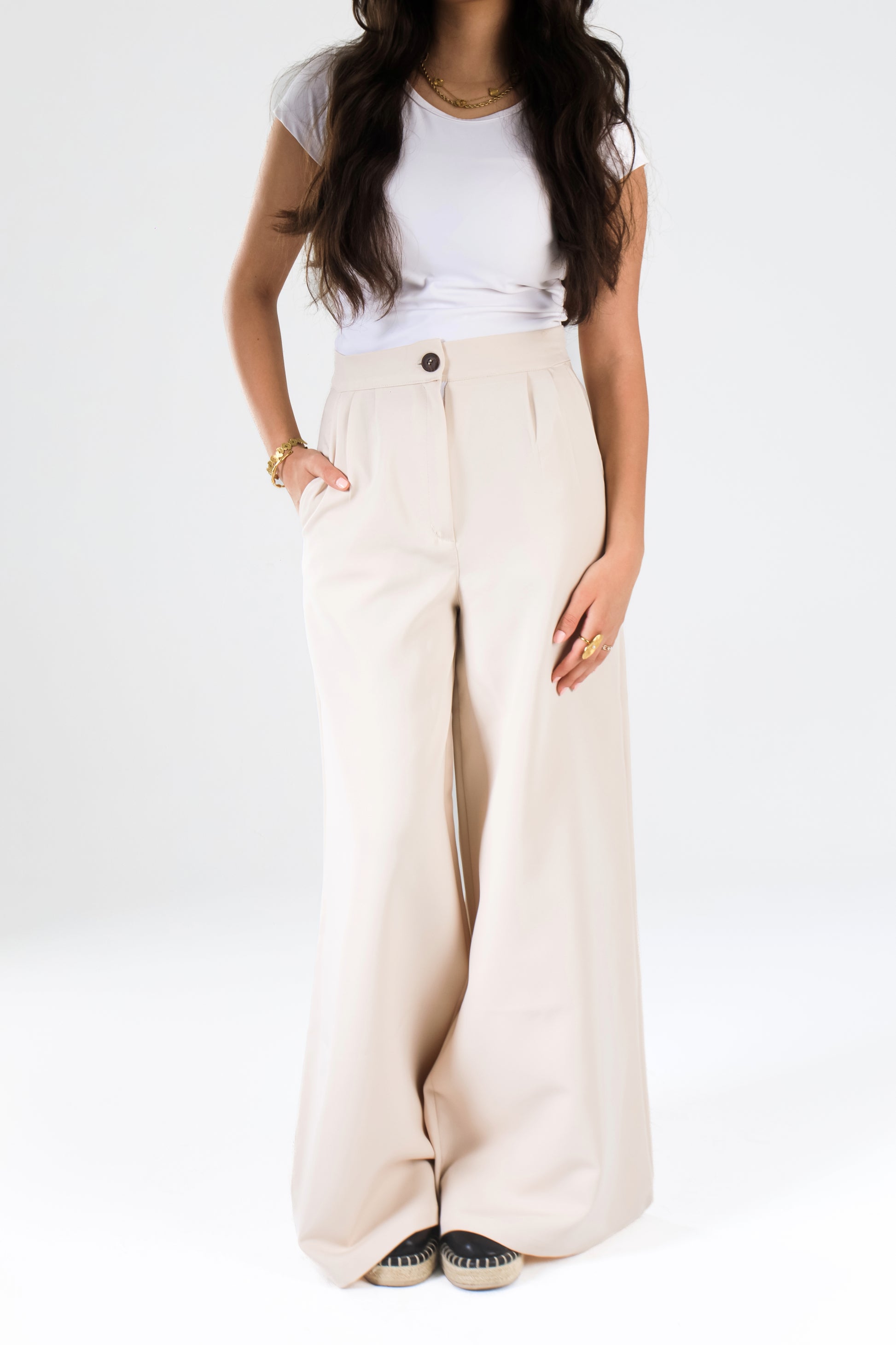 Women’s Wide-Leg Pants